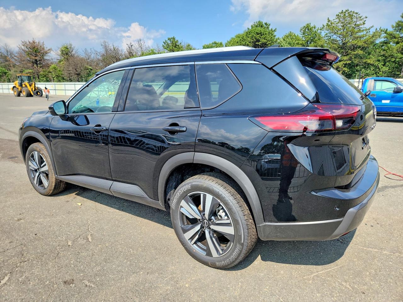 2026 NISSAN ROGUE SL — снимка 2