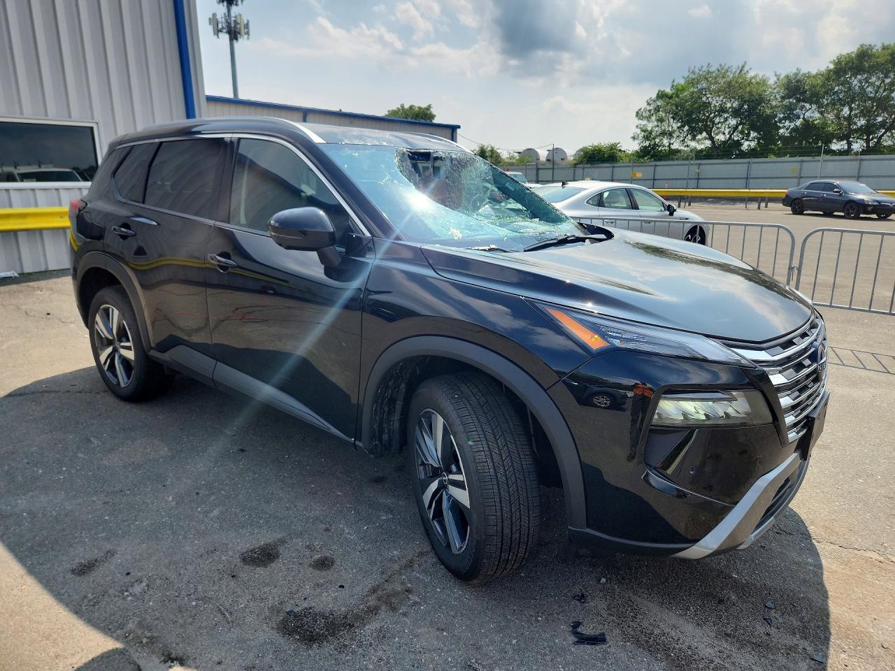 2026 NISSAN ROGUE SL — снимка 4