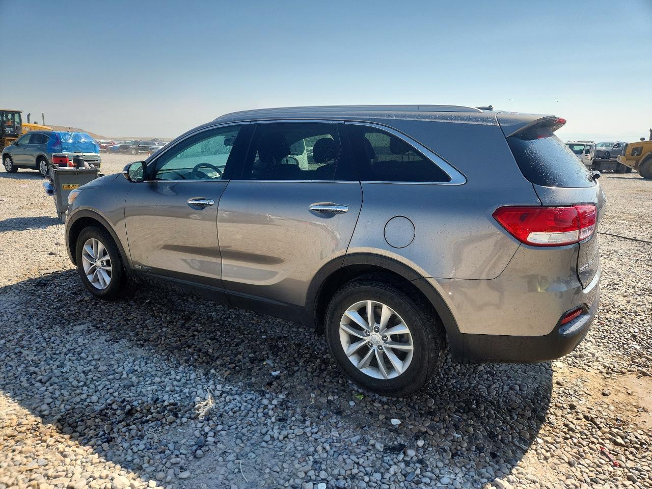 2017 KIA SORENTO LX V6 — снимка 2