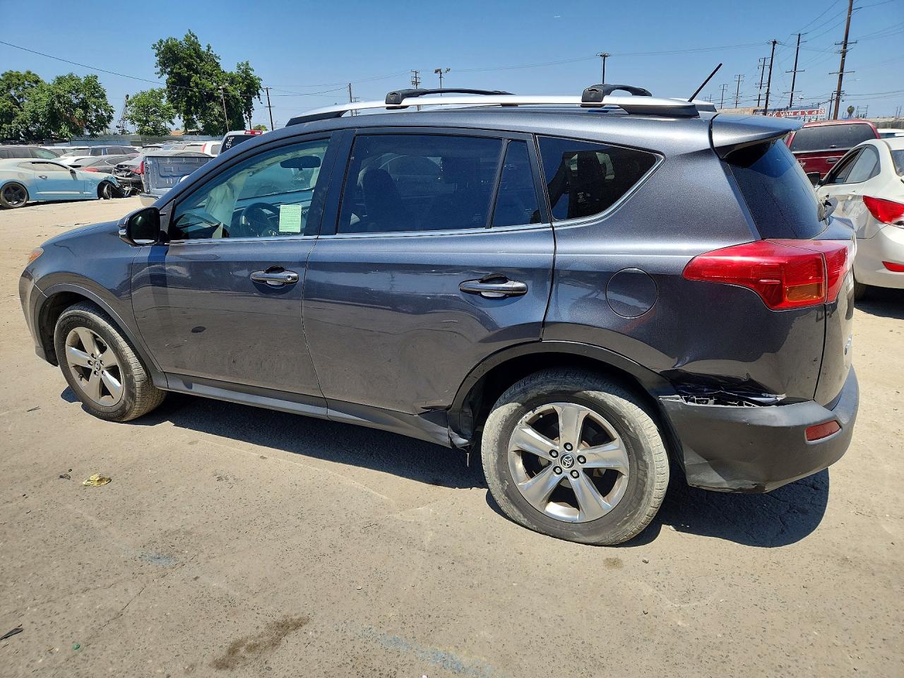 2015 TOYOTA RAV4 XLE — снимка 2