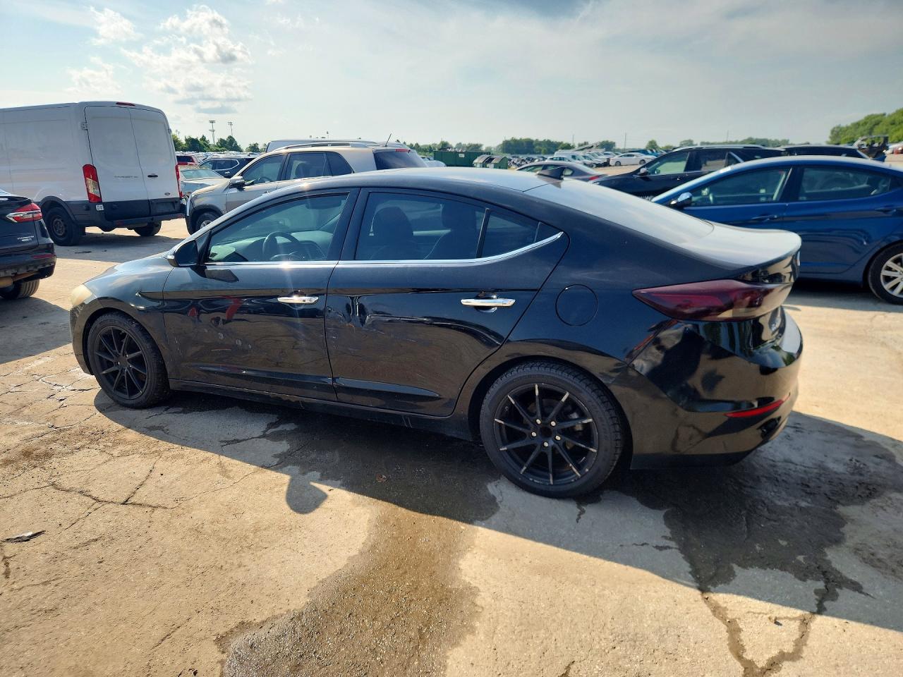 2017 HYUNDAI ELANTRA LIMITED — снимка 2