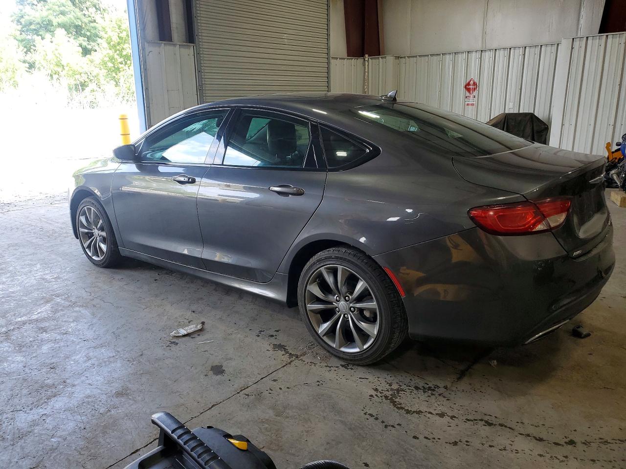 2015 CHRYSLER 200 S — снимка 2