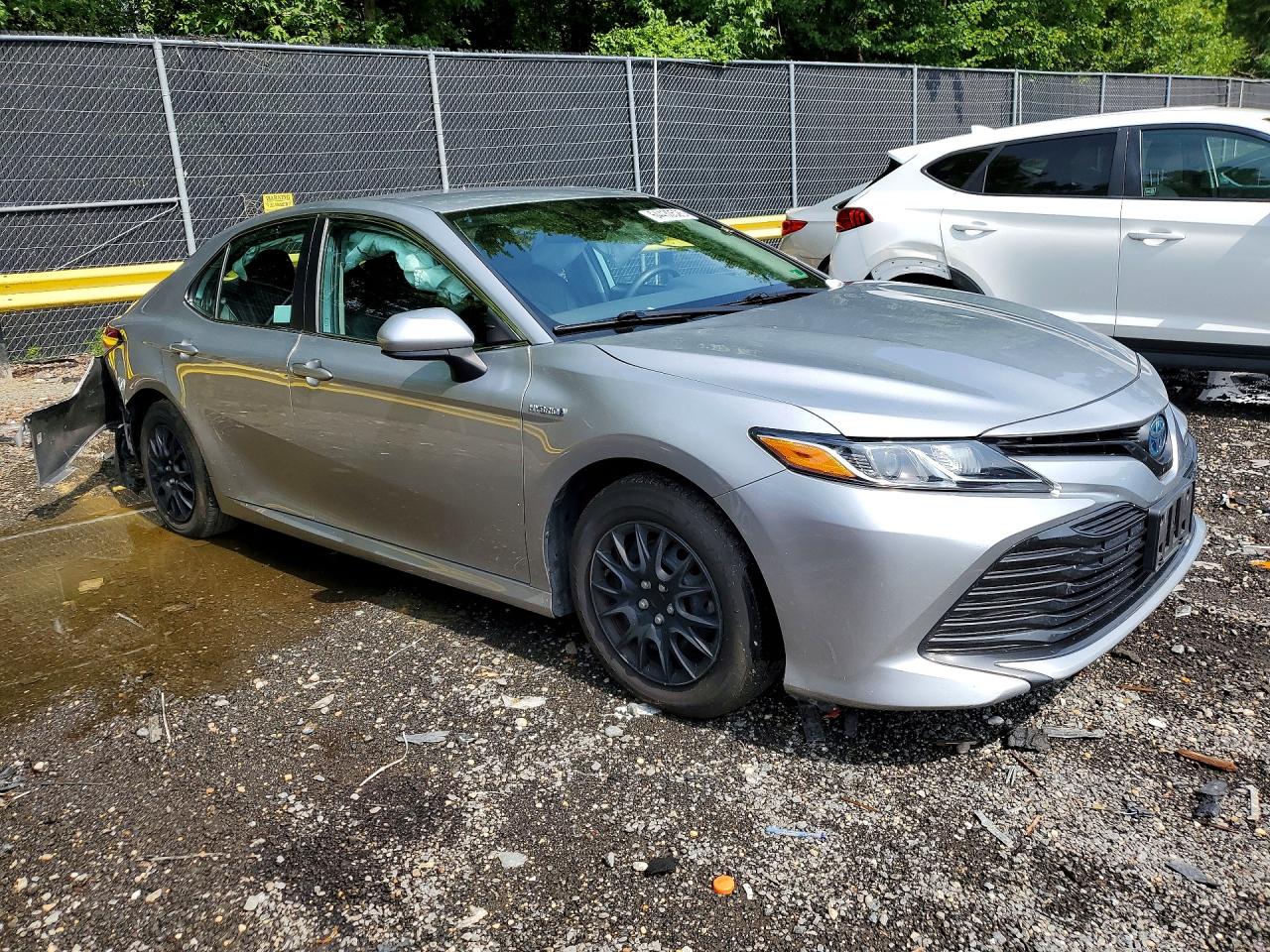 2020 TOYOTA CAMRY LE — снимка 4