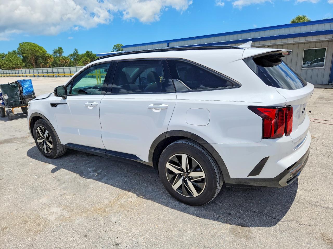 2023 KIA SORENTO S — снимка 2