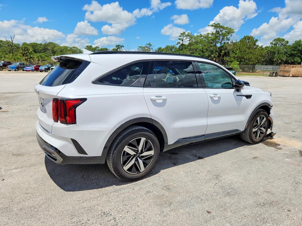 2023 KIA SORENTO S — снимка 3