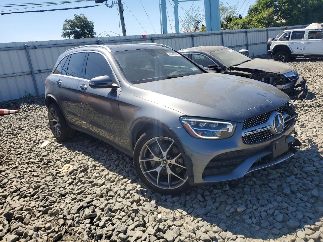 2021 MERCEDES-BENZ GLC 300 4MATIC — снимка 4