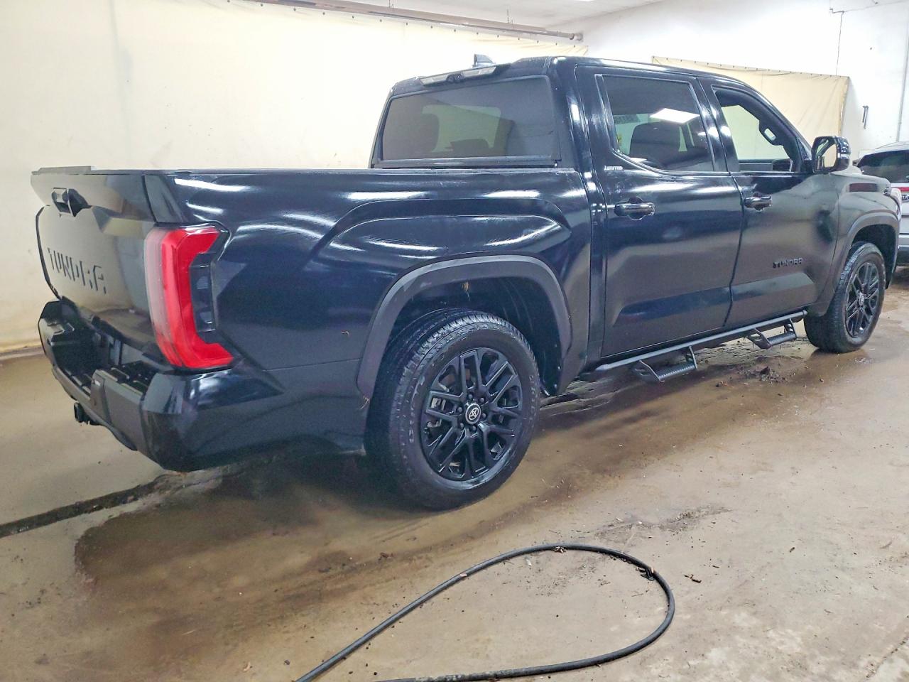 2026 TOYOTA TUNDRA LIMITED — снимка 3