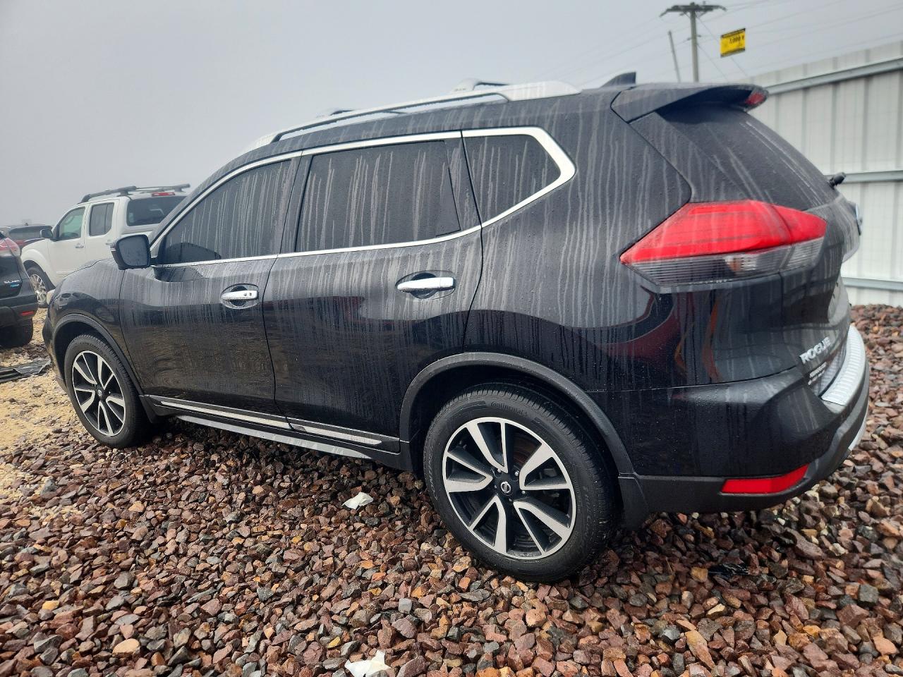 2017 NISSAN ROGUE SL — снимка 2