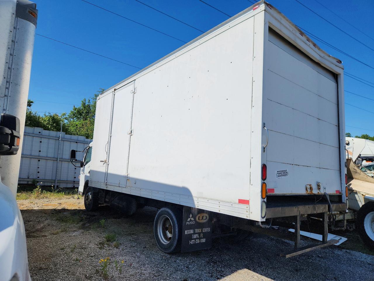 2015 MITSUBISHI FEC72S FEC72S — снимка 2