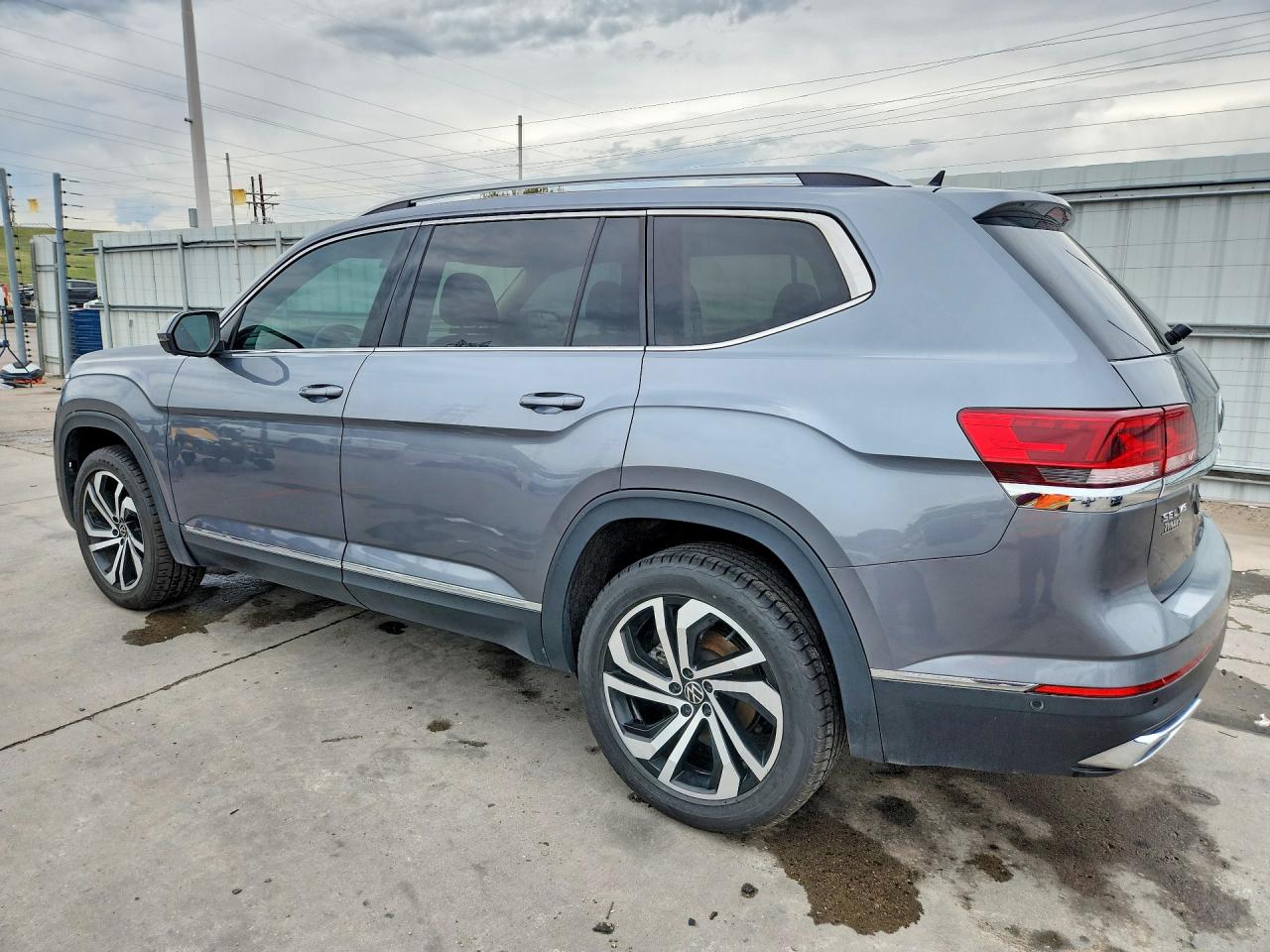 2021 VOLKSWAGEN ATLAS SEL PREMIUM — снимка 2