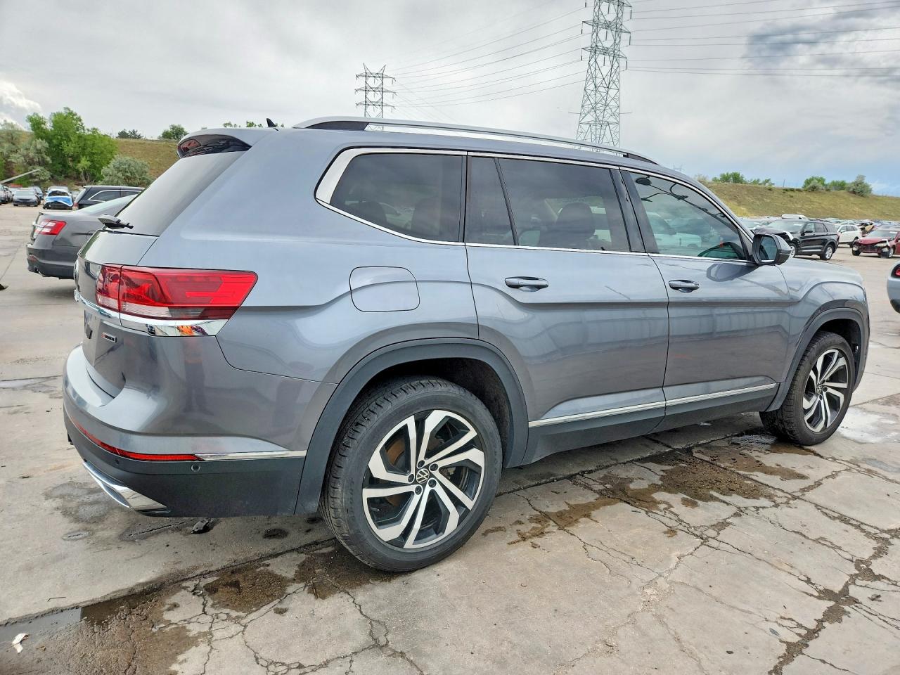 2021 VOLKSWAGEN ATLAS SEL PREMIUM — снимка 3