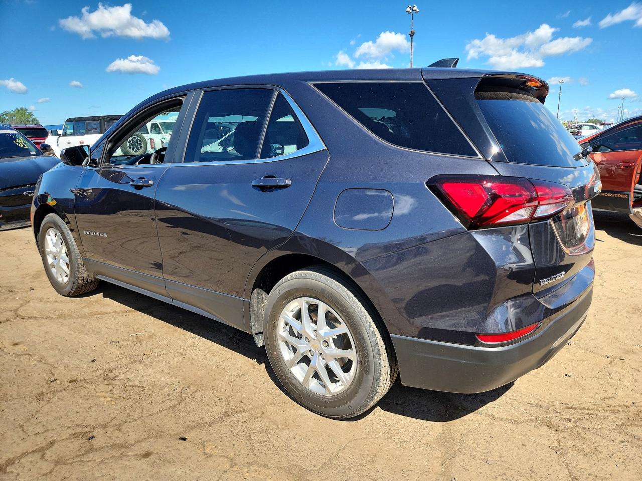 2022 CHEVROLET EQUINOX LT — снимка 2