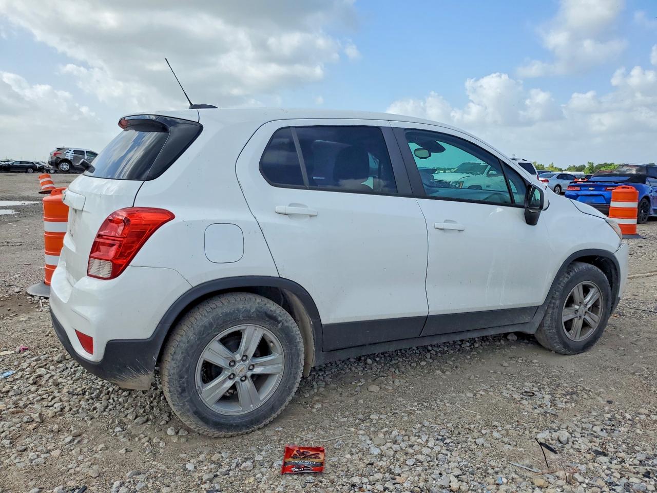 2020 CHEVROLET TRAX LS — снимка 3