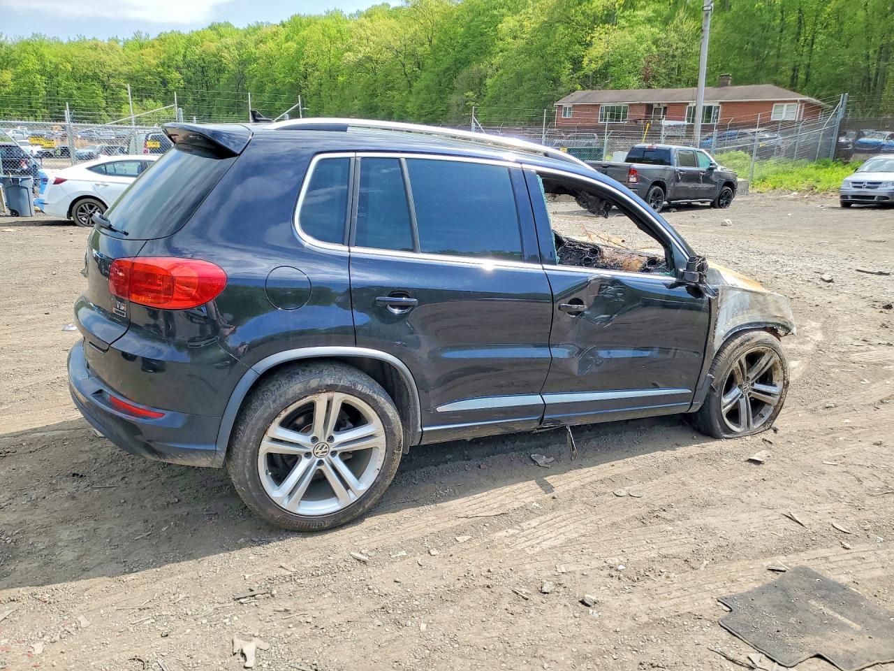 2016 VOLKSWAGEN TIGUAN S — снимка 3