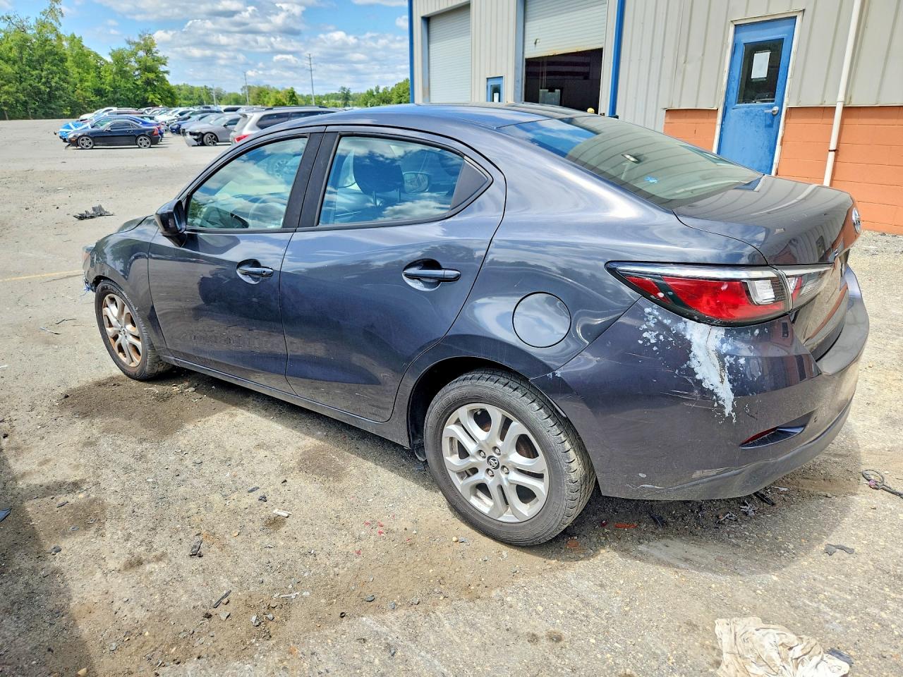 2018 TOYOTA YARIS IA BASE — снимка 2