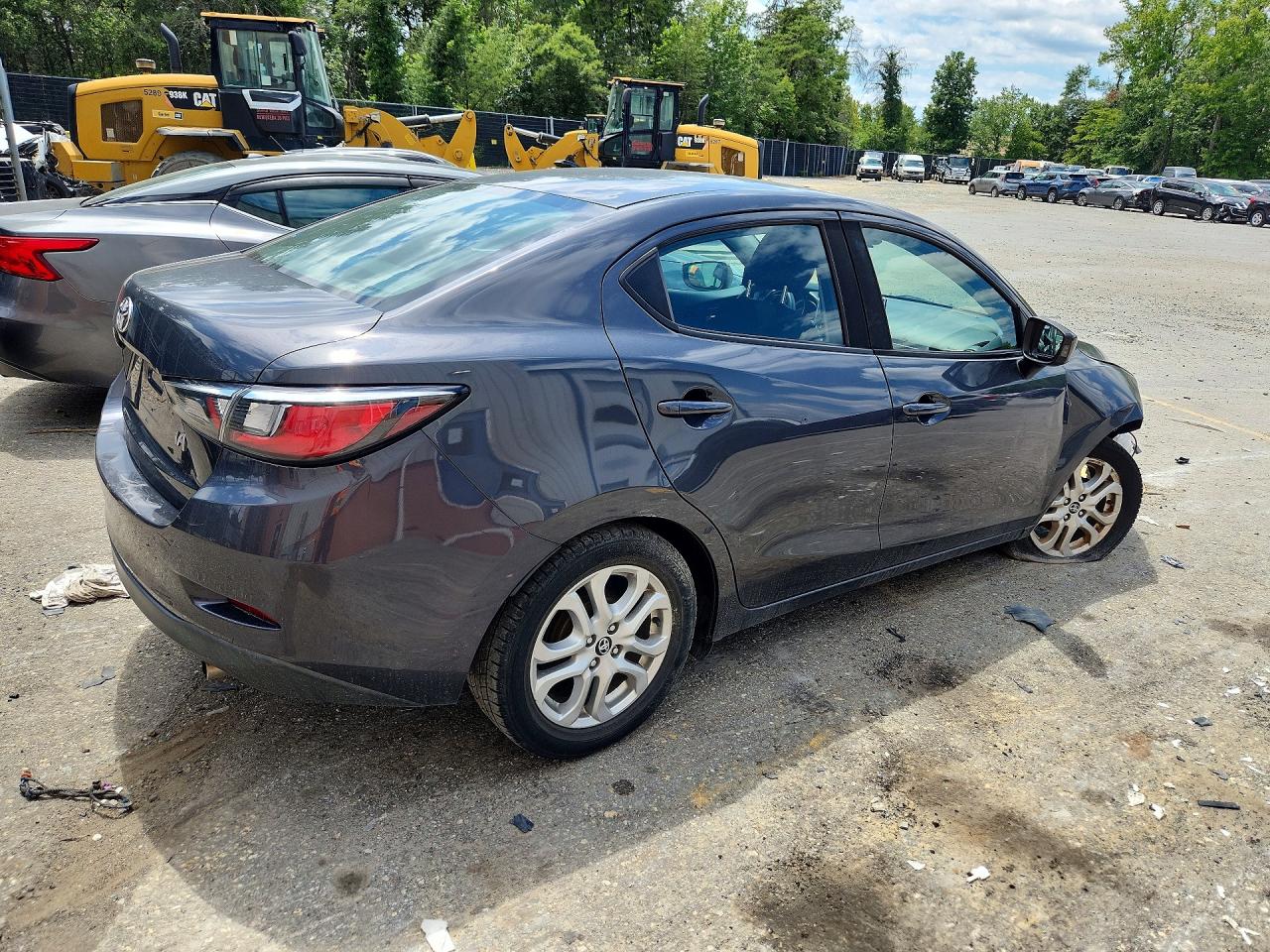 2018 TOYOTA YARIS IA BASE — снимка 3