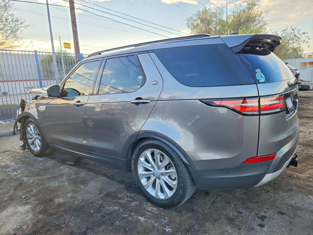 2017 LAND ROVER DISCOVERY HSE — снимка 2