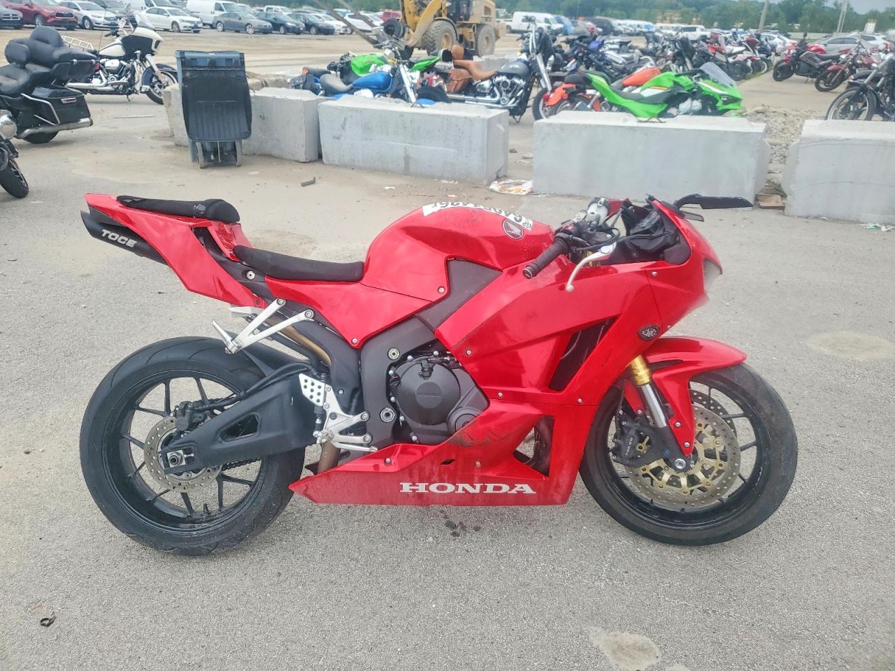 2024 HONDA CBR600 RR