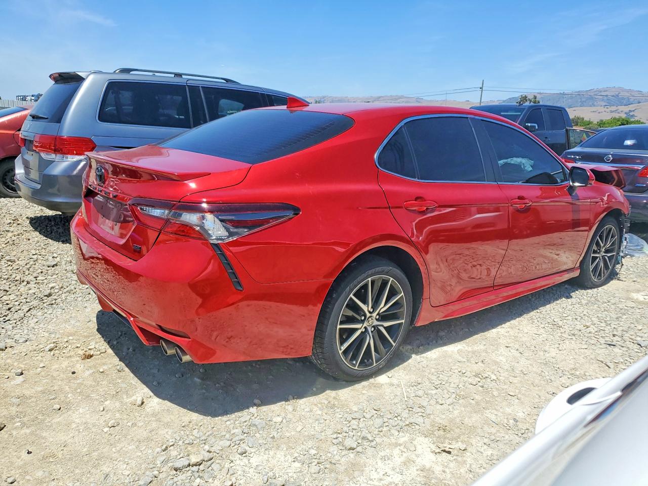 2021 TOYOTA CAMRY SE — снимка 3