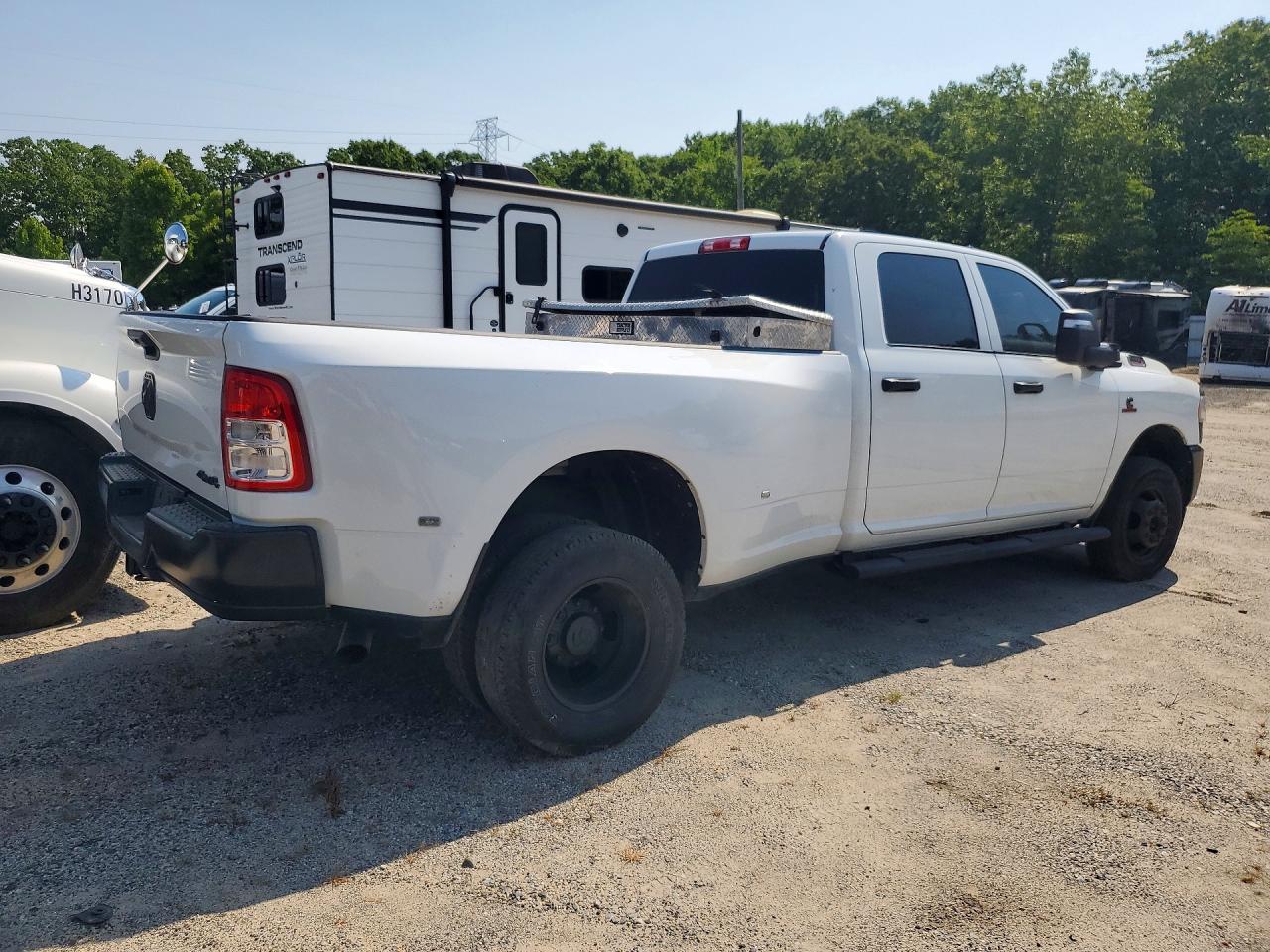 2023 RAM 3500 TRADESMAN — снимка 3