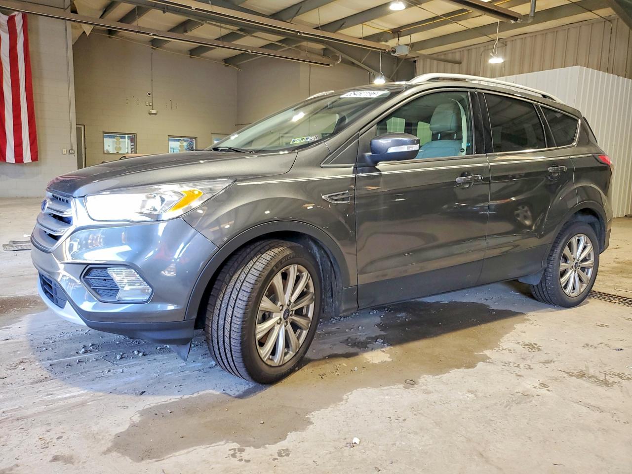 2017 FORD ESCAPE TITANIUM