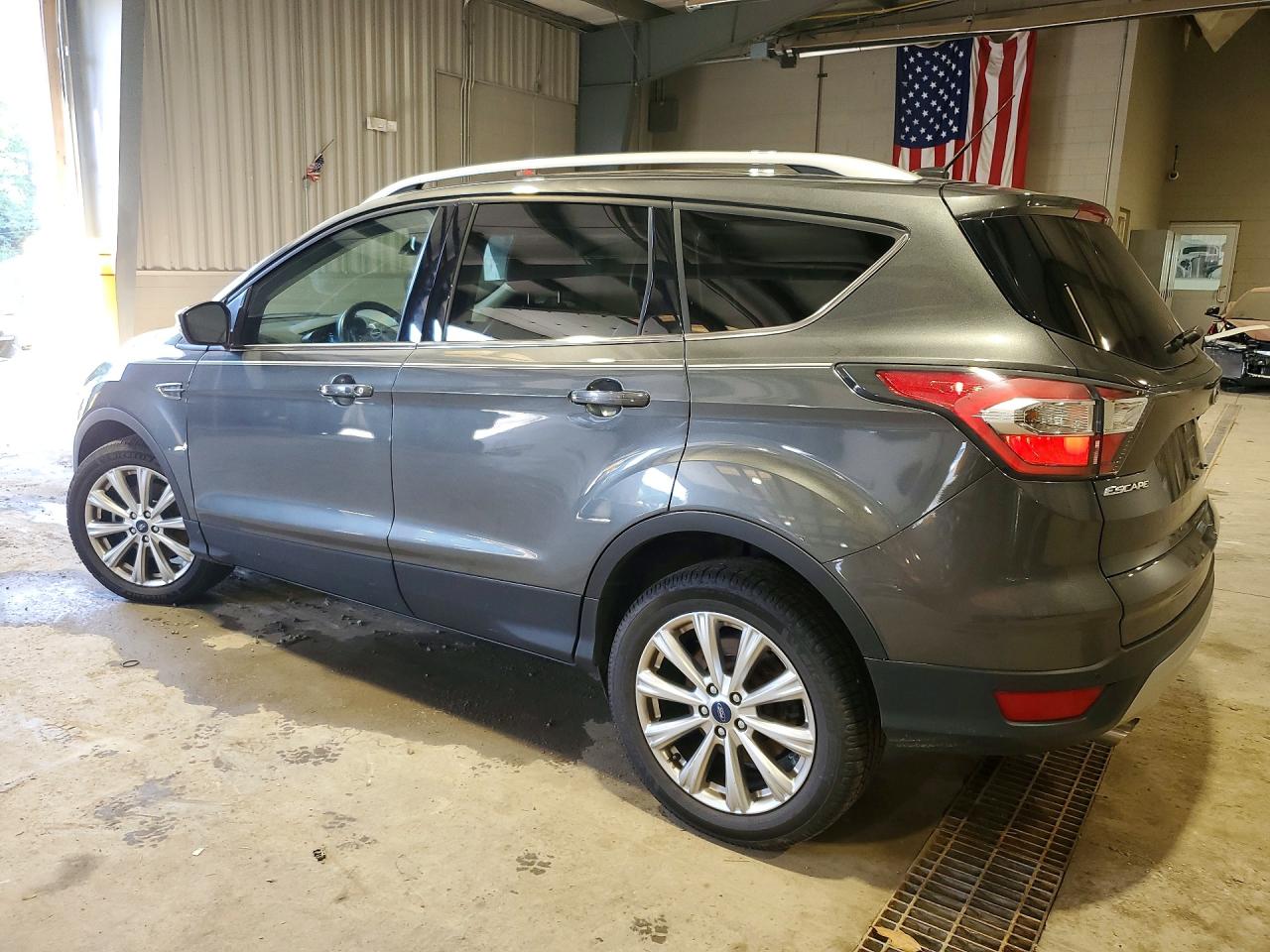 2017 FORD ESCAPE TITANIUM — снимка 2