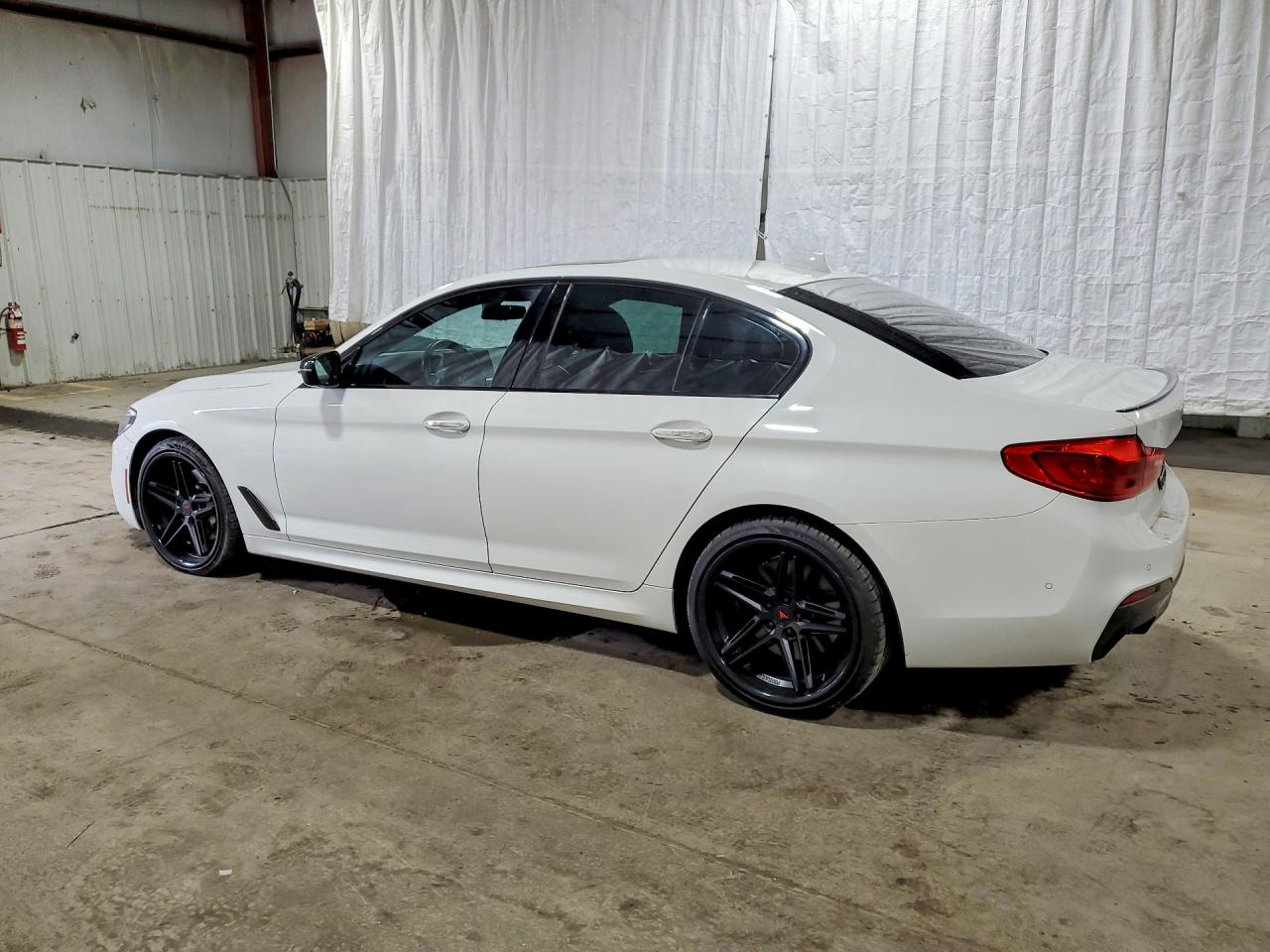 2017 BMW 540 XI — снимка 2