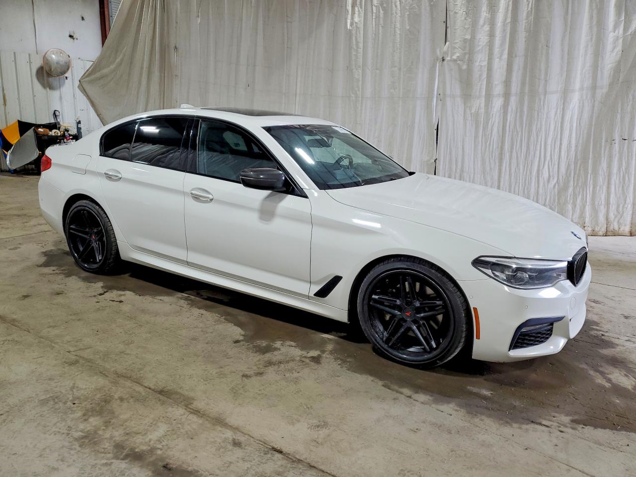 2017 BMW 540 XI — снимка 4