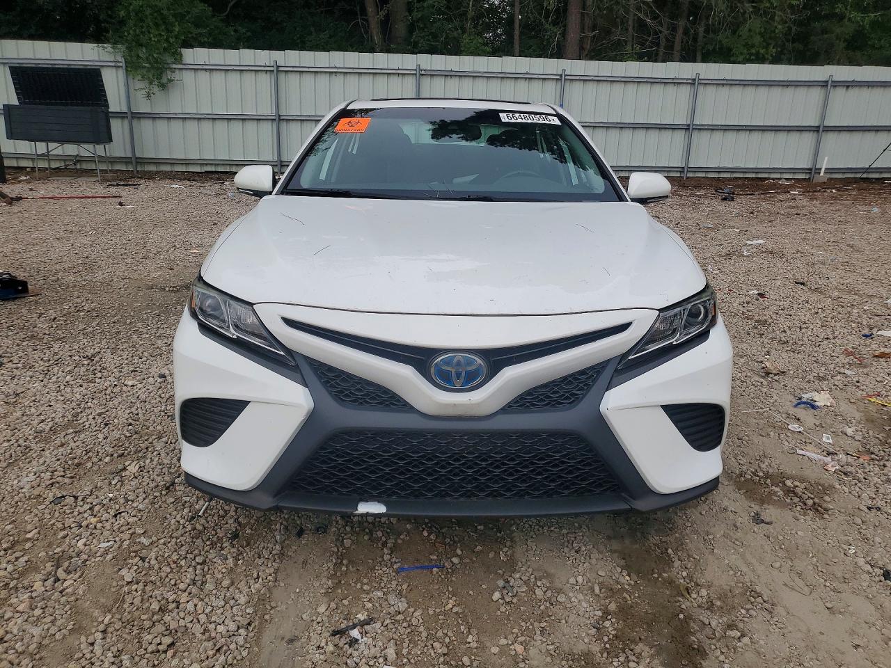 2019 TOYOTA CAMRY HYBRID SE — снимка 5