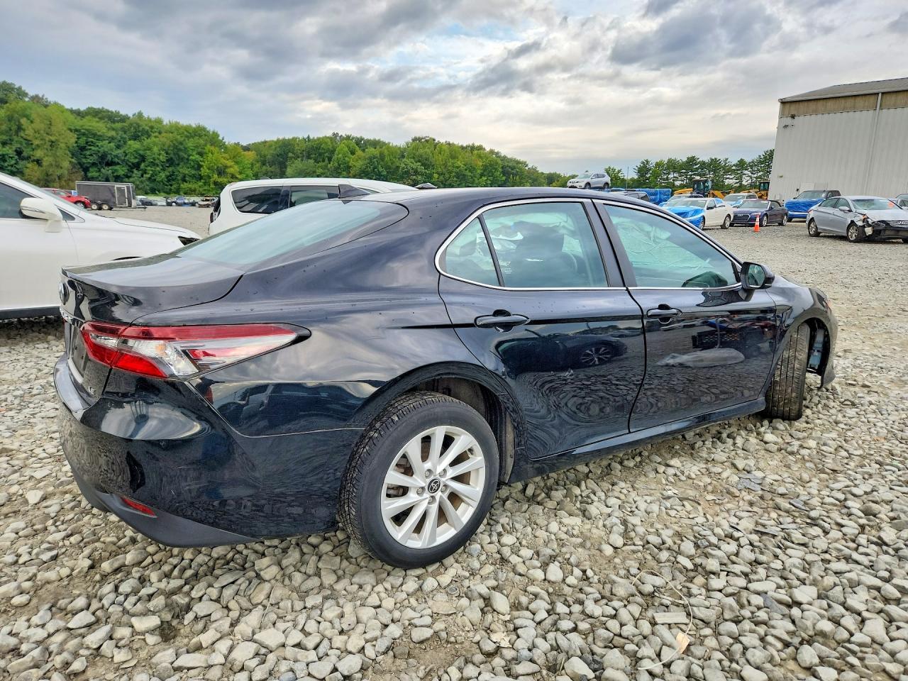 2022 TOYOTA CAMRY LE — снимка 3