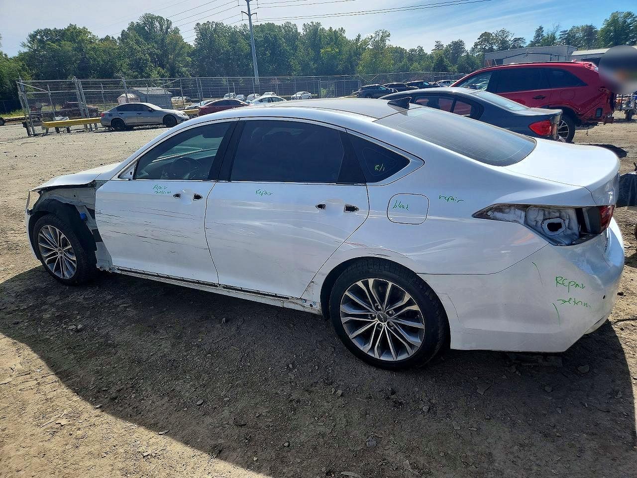 2016 HYUNDAI GENESIS 3.8L — снимка 2