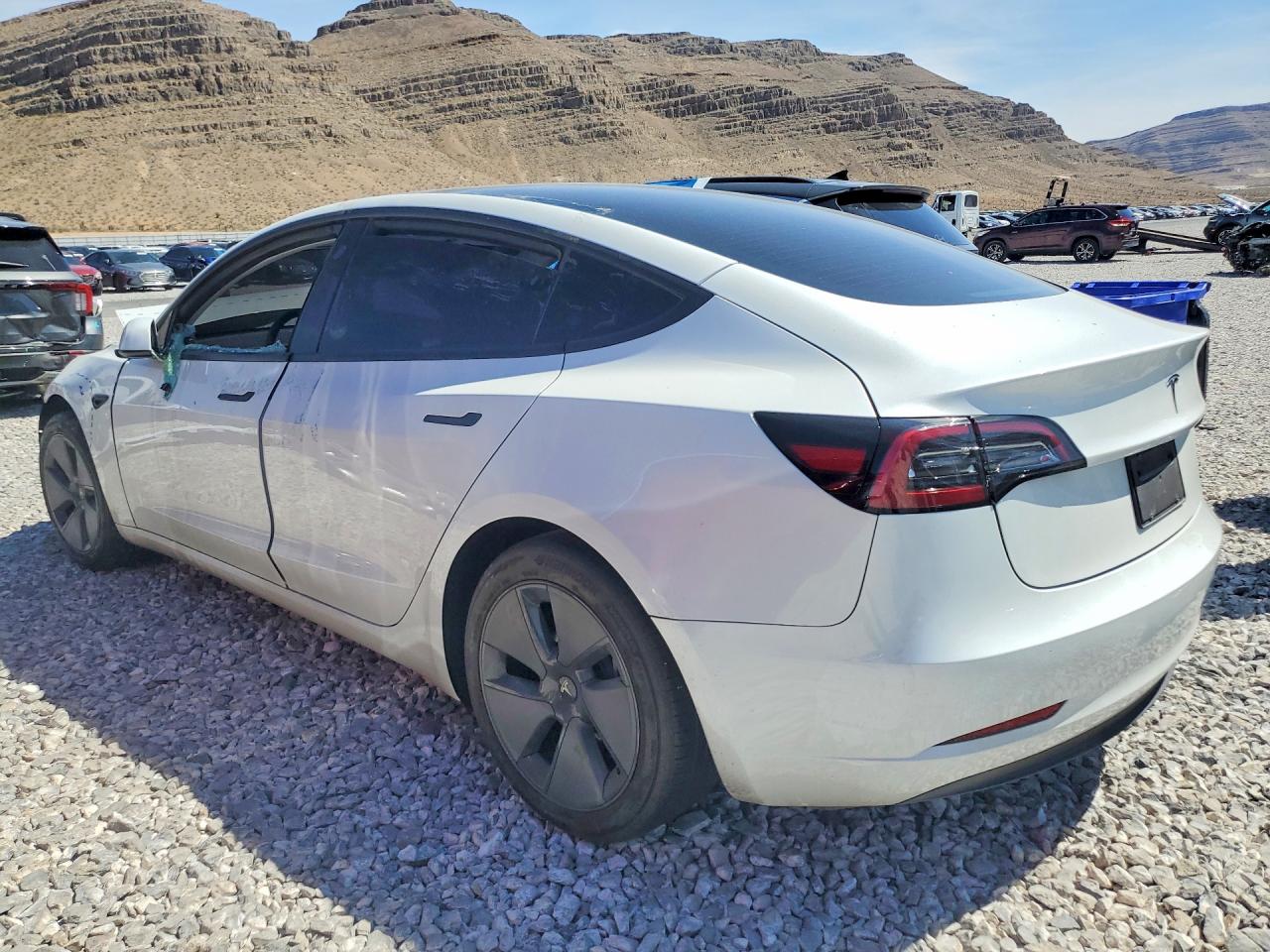 2023 TESLA MODEL 3 — снимка 2