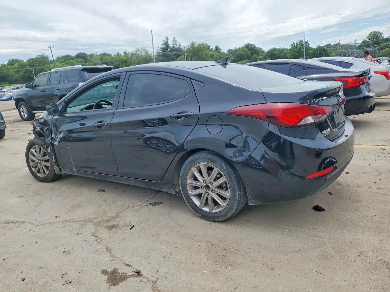 2015 HYUNDAI ELANTRA SE — снимка 2