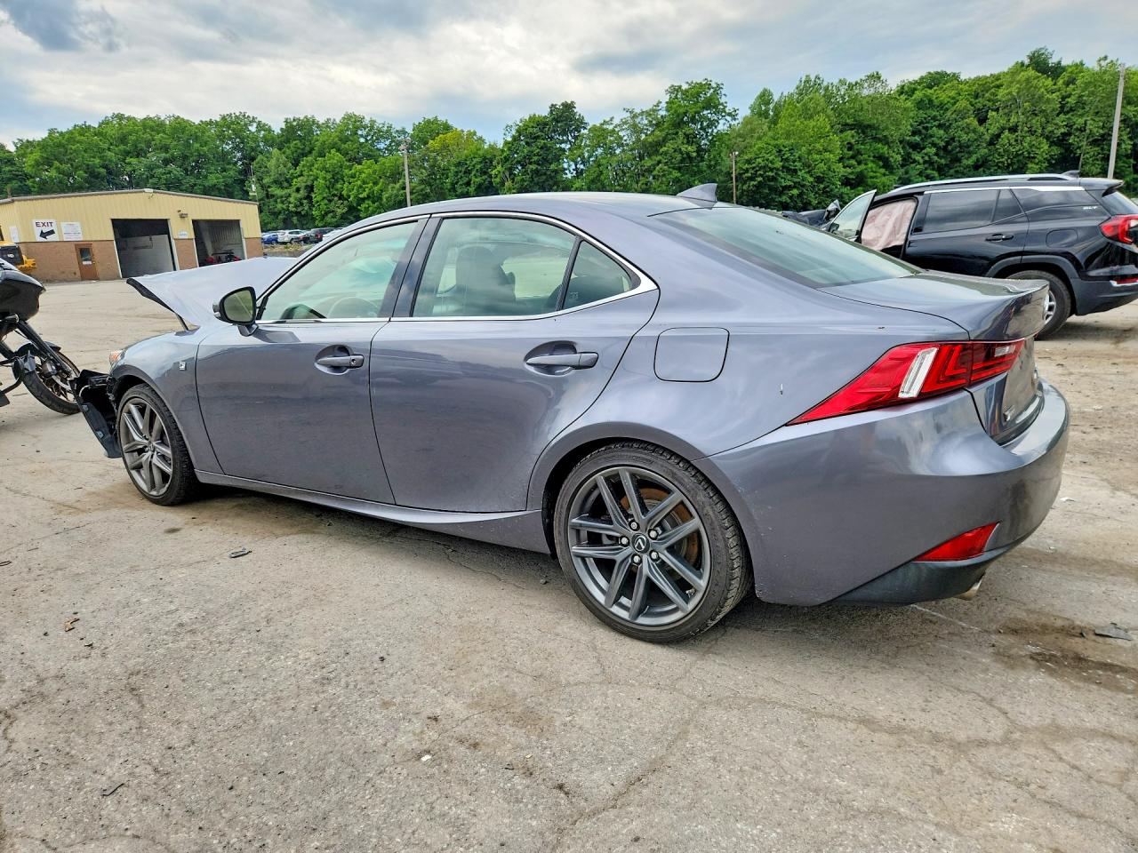 2016 LEXUS IS 300 — снимка 2