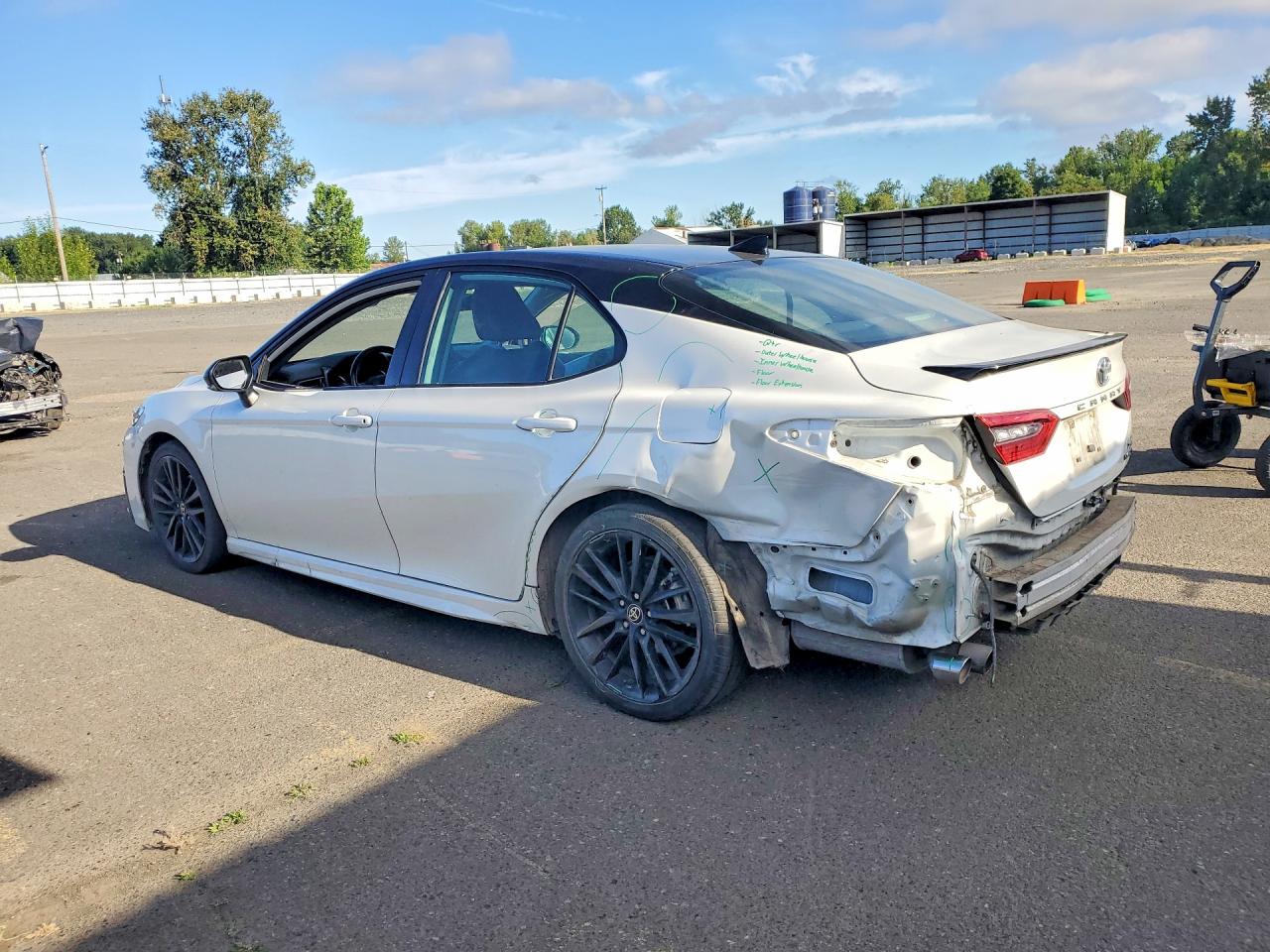 2022 TOYOTA CAMRY XSE — снимка 2
