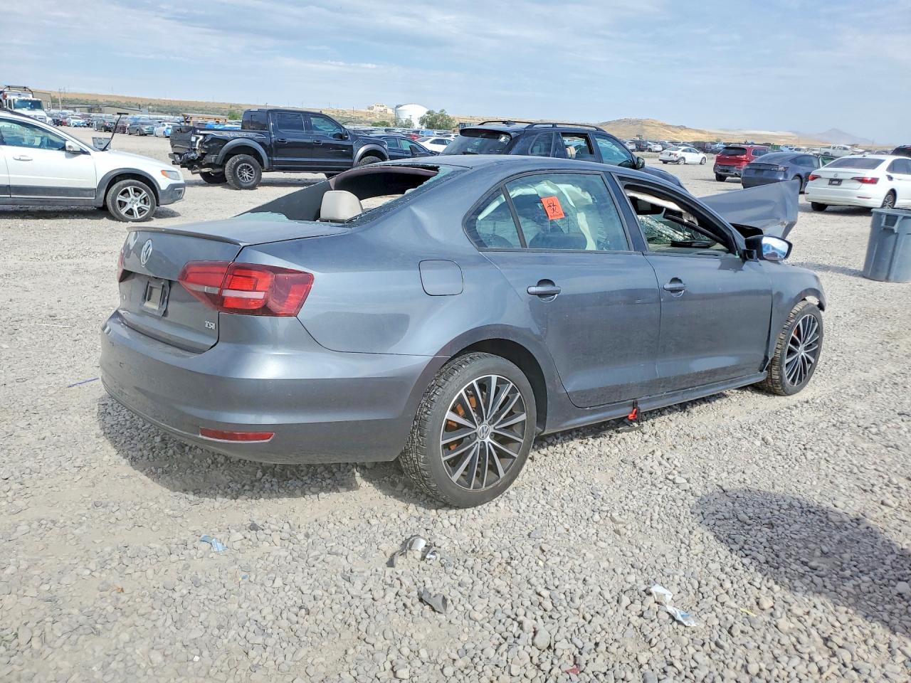 2016 VOLKSWAGEN JETTA SPORT — снимка 3