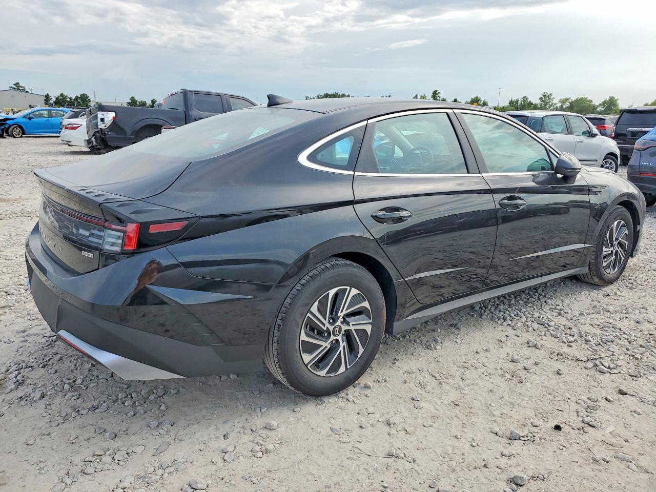 2026 HYUNDAI SONATA HYBRID BLUE — снимка 3