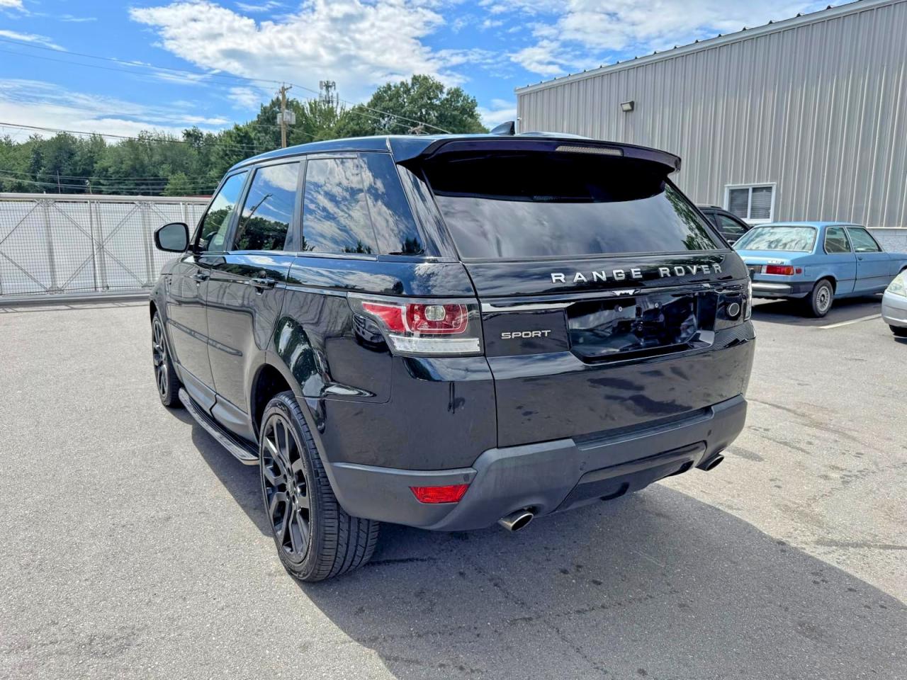 2017 LAND ROVER RANGE ROVER SPORT SE — снимка 2
