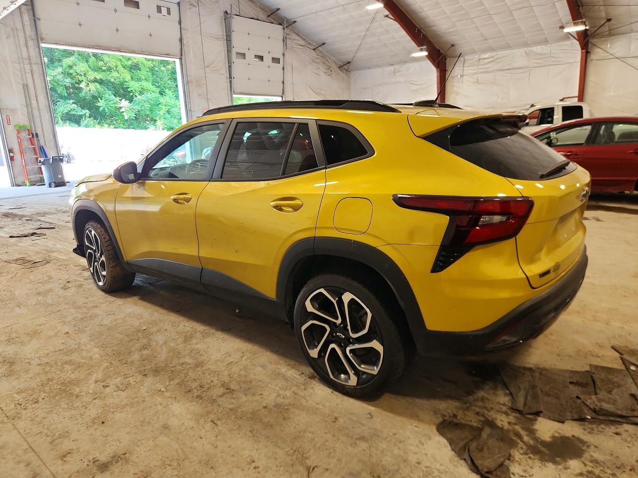 2024 CHEVROLET TRAX 2RS — снимка 2