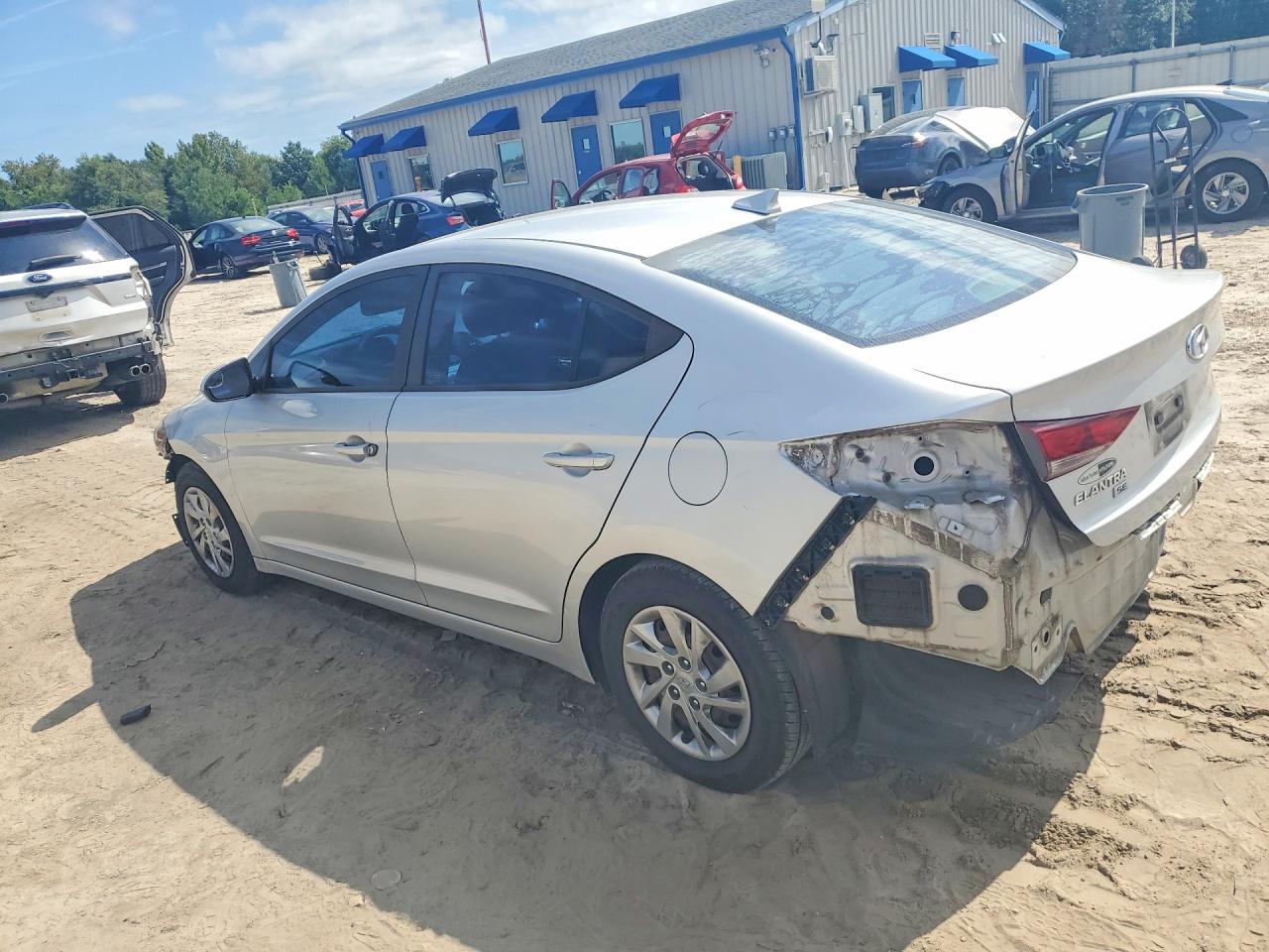 2017 HYUNDAI ELANTRA SE — снимка 2