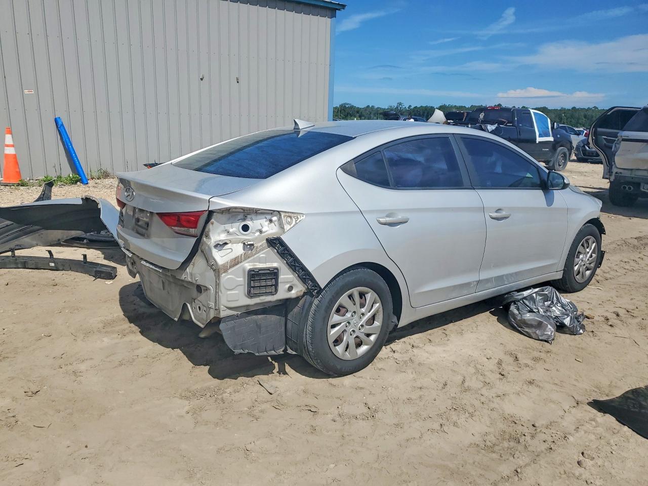 2017 HYUNDAI ELANTRA SE — снимка 3