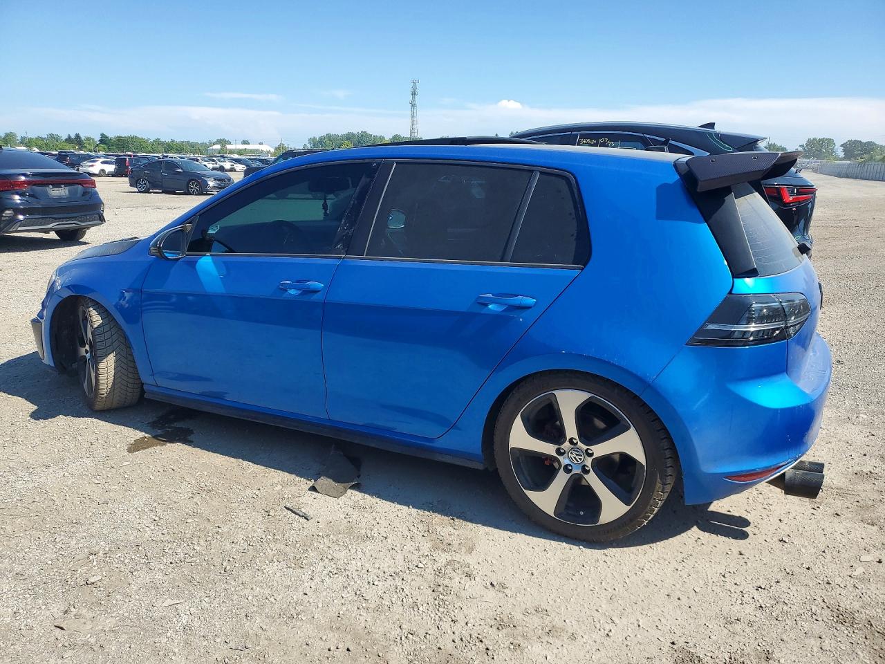 2015 VOLKSWAGEN GTI — снимка 2