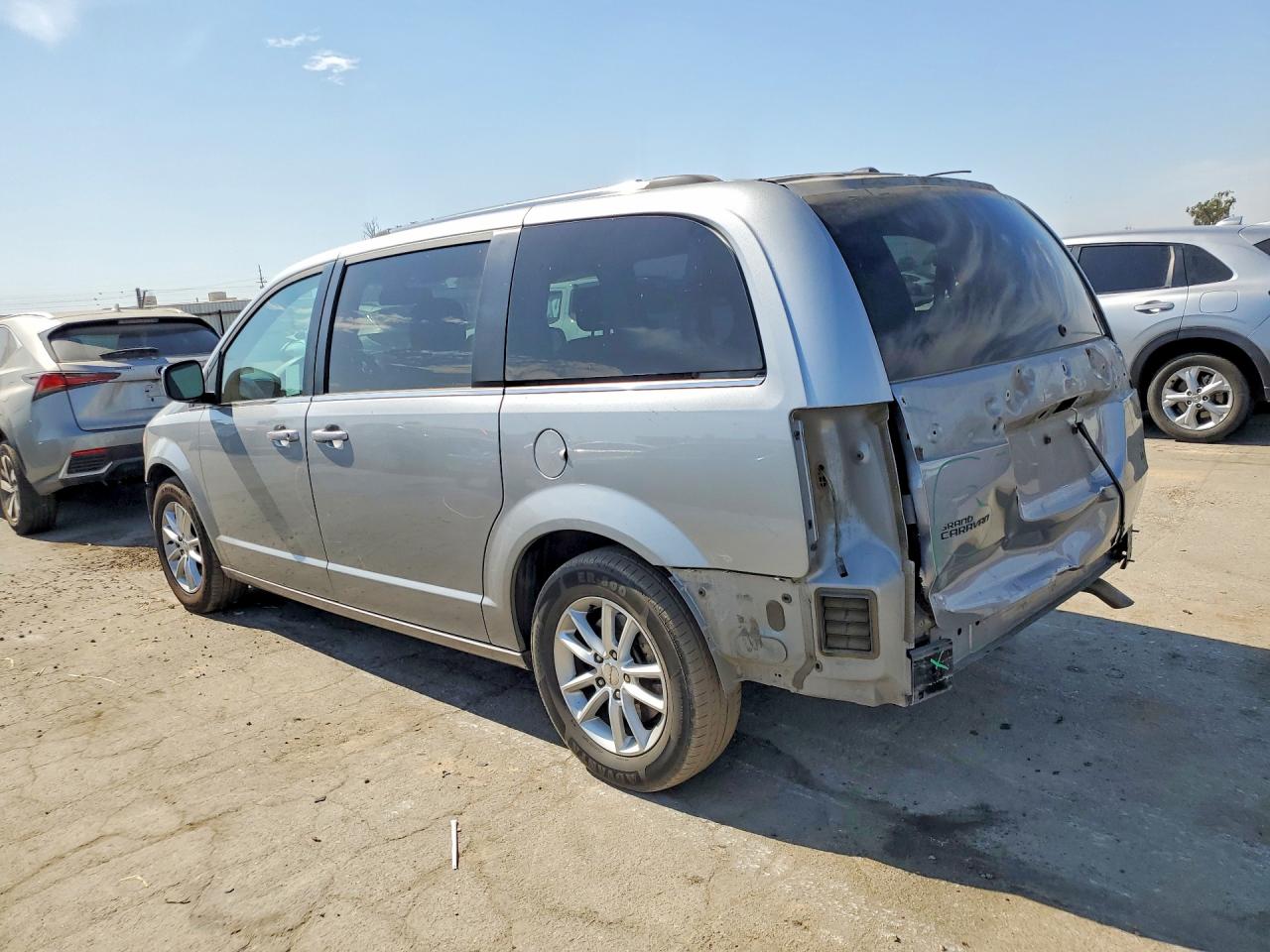 2019 DODGE GRAND CARAVAN SXT — снимка 2