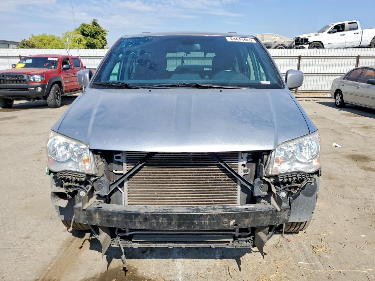 2019 DODGE GRAND CARAVAN SXT — снимка 5