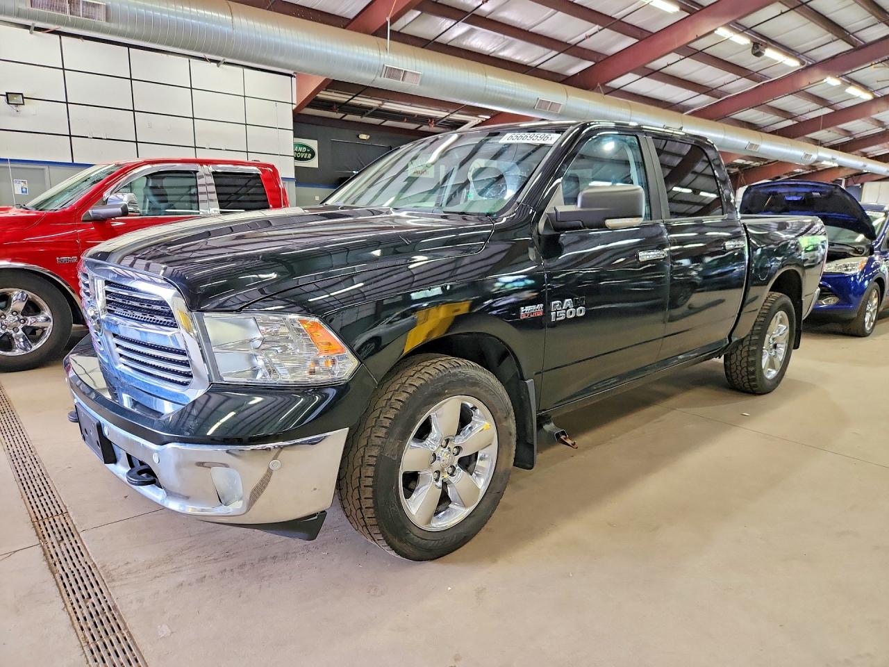 2017 RAM 1500 SLT