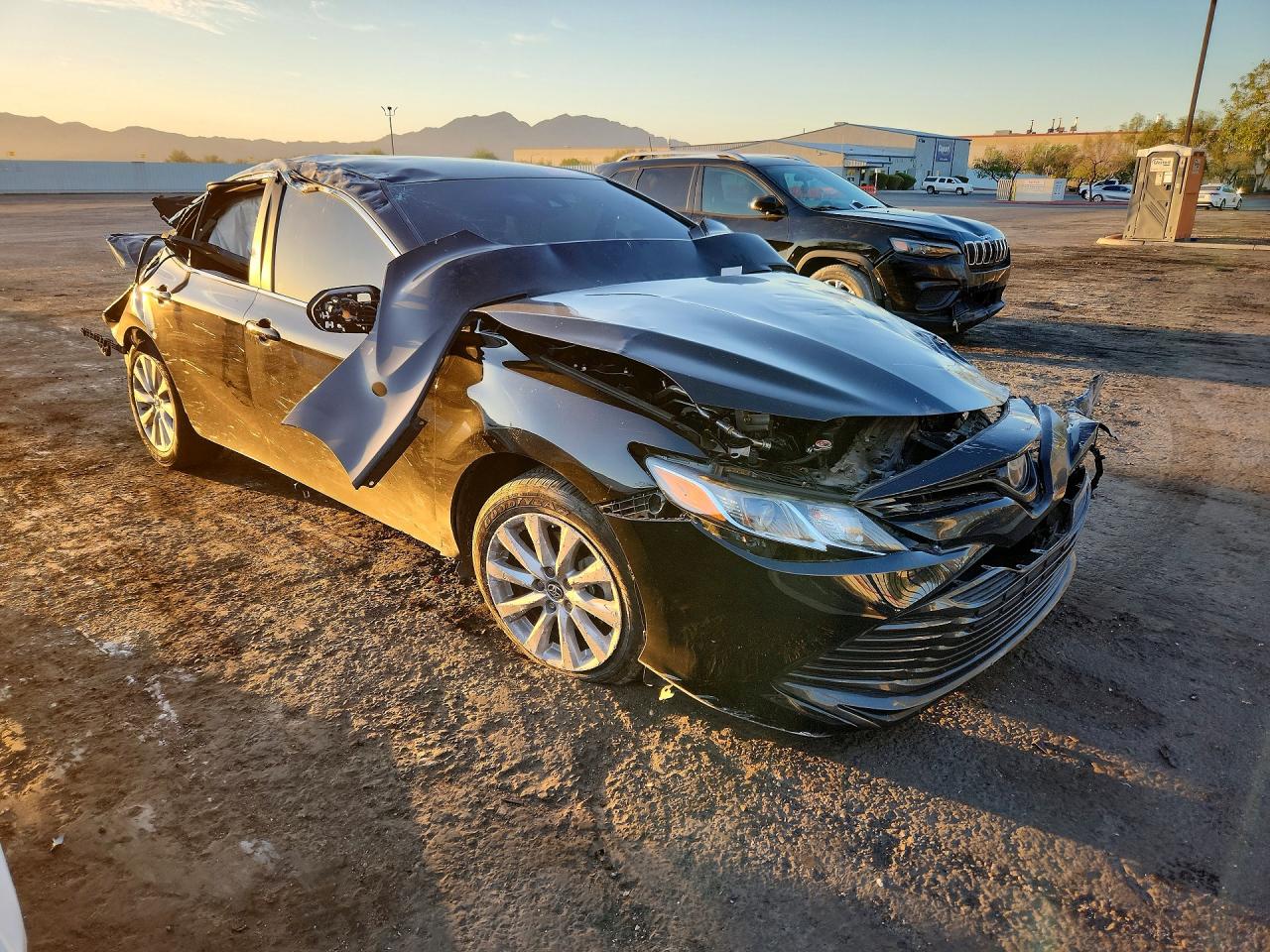 2018 TOYOTA CAMRY LE — снимка 4