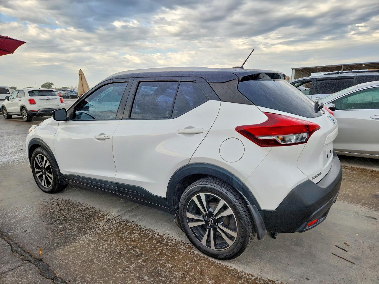 2019 NISSAN KICKS SV — снимка 2
