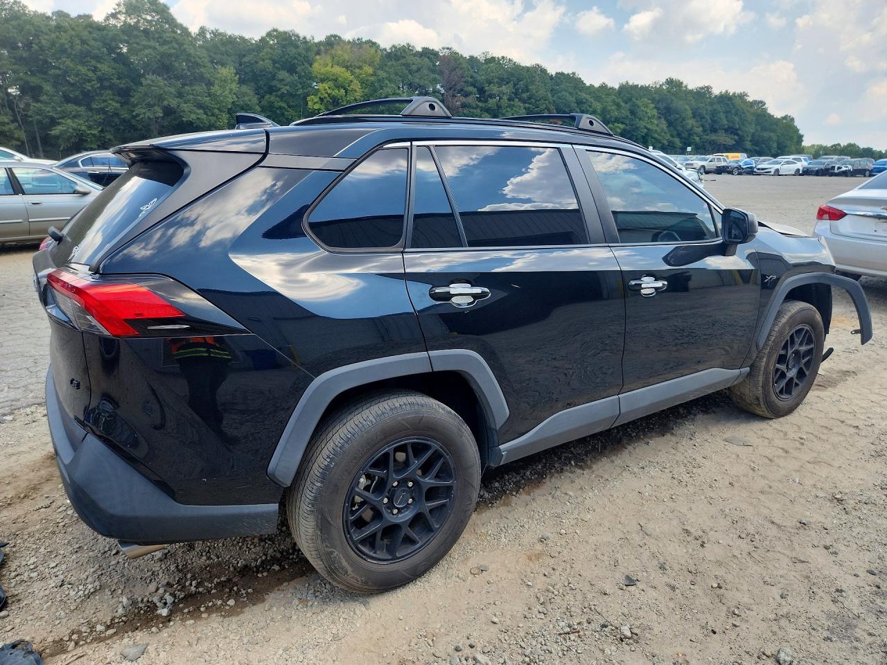 2020 TOYOTA RAV4 LE — снимка 3