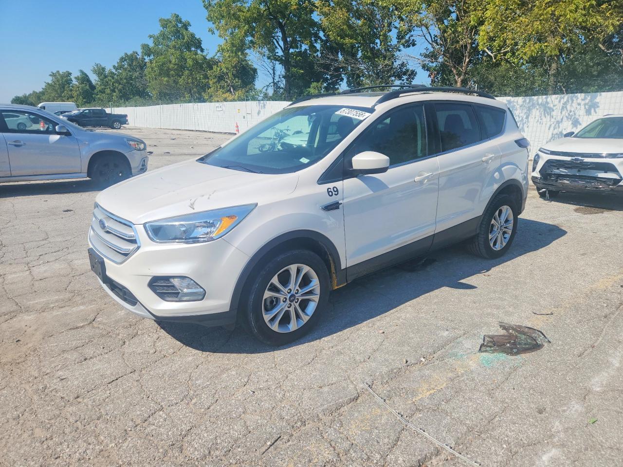 2018 FORD ESCAPE SE