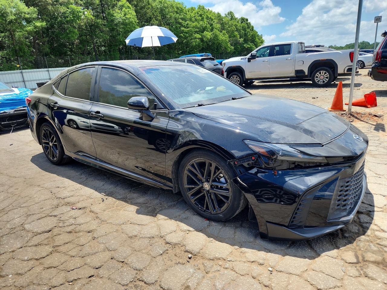 2025 TOYOTA CAMRY SE — снимка 4
